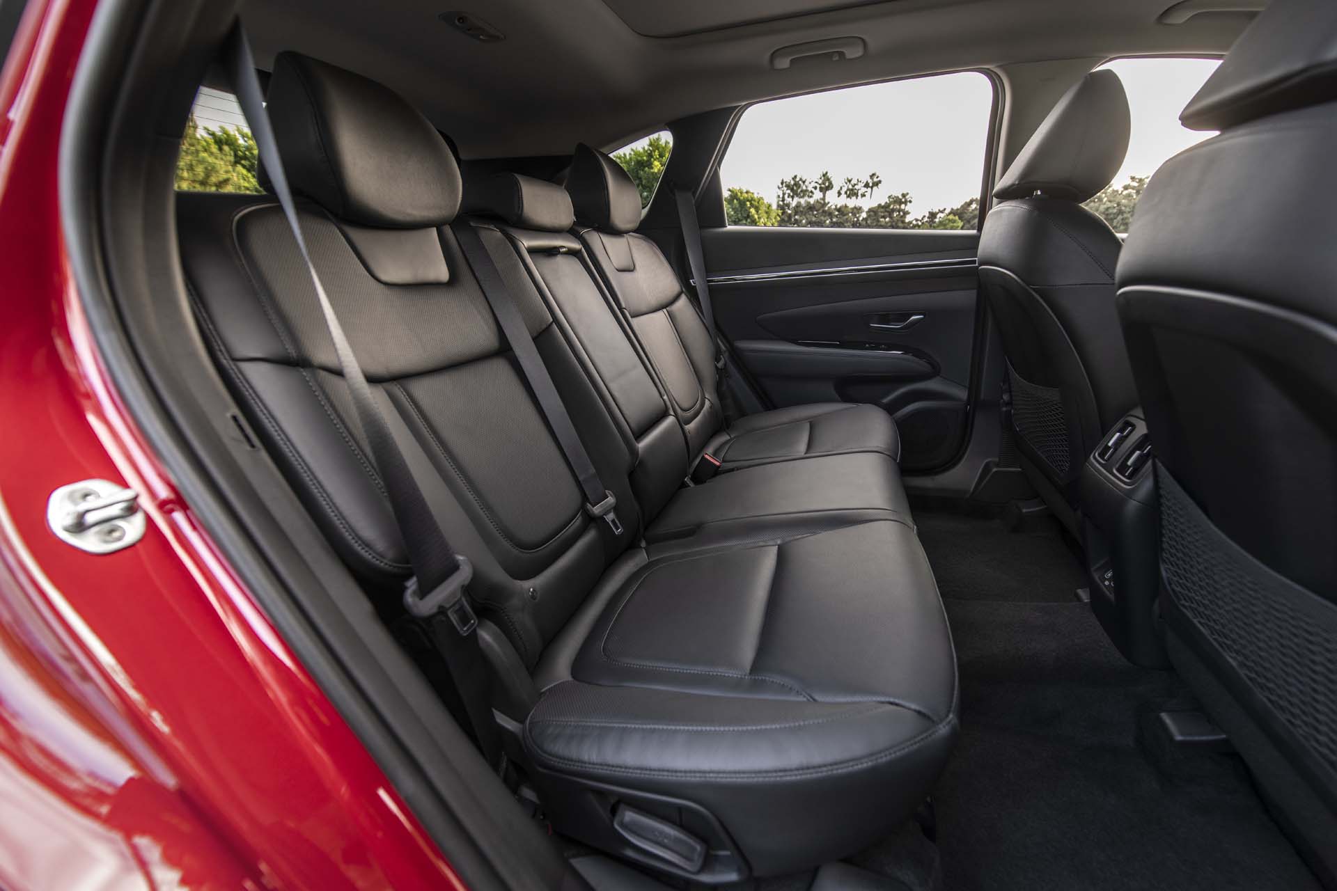 Download 2022 Hyundai Tucson - Interior, Rear Seats HD Wallpaper 1920x1280 #54