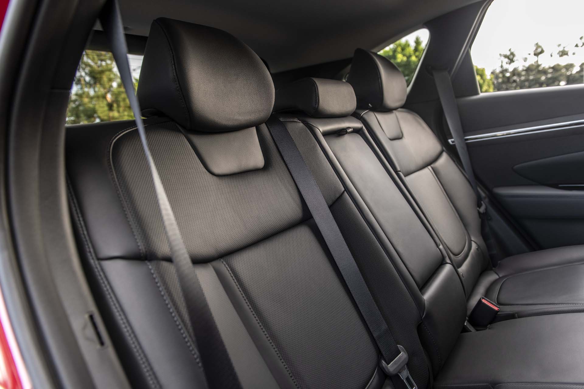 Download 2022 Hyundai Tucson - Interior, Rear Seats HD Wallpaper 1920x1280 #55
