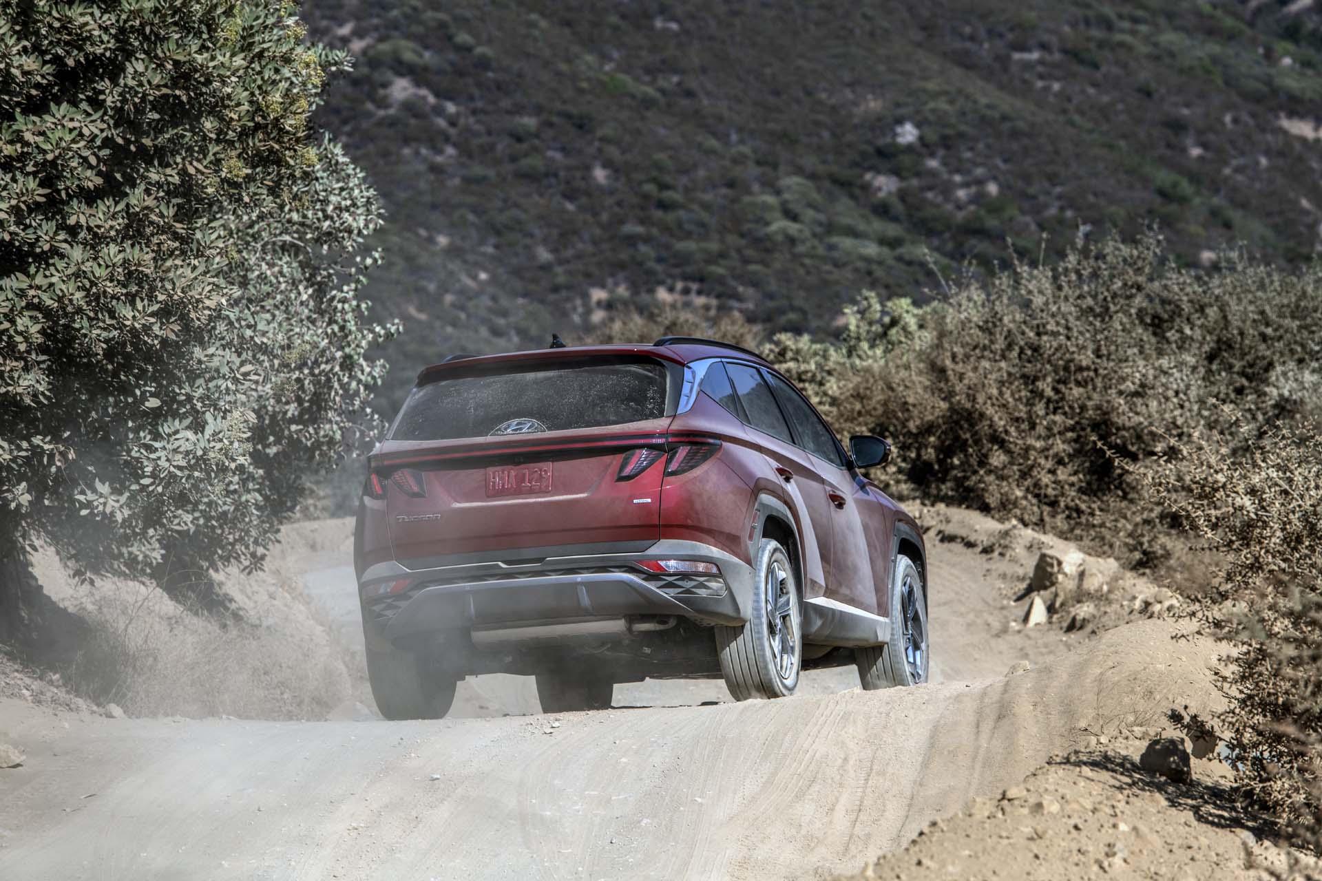 Download 2022 Hyundai Tucson - Rear Three-Quarter HD Wallpaper 1920x1280 #8