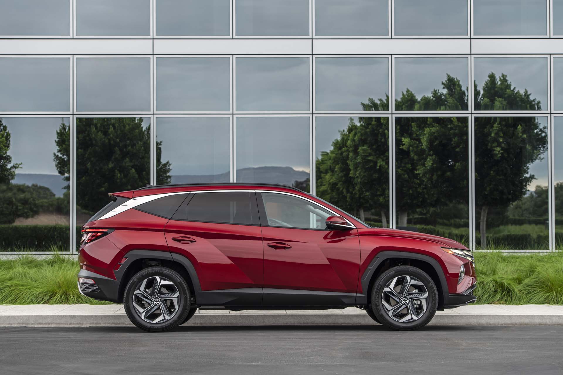 Download 2022 Hyundai Tucson - Side HD Wallpaper 1920x1280 #25