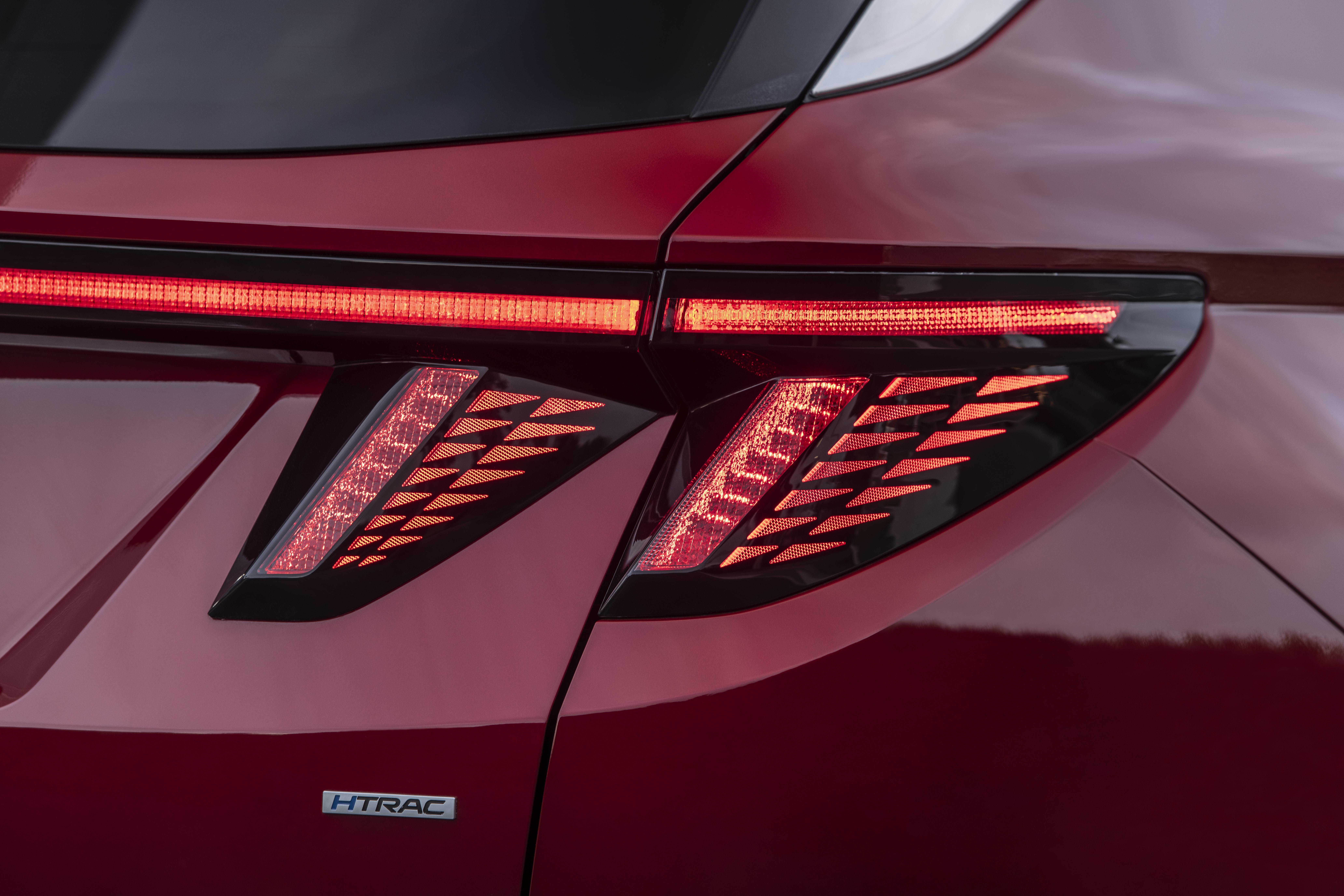 Download 2022 Hyundai Tucson - Tail Light HD Wallpaper 8256x5504 #32