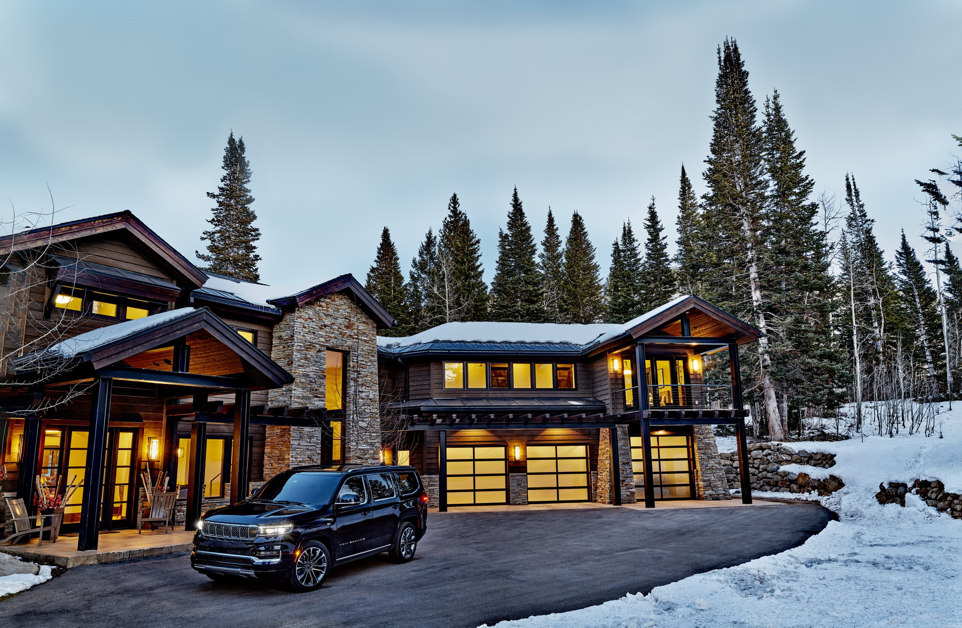 Download 2022 Jeep Grand Wagoneer - Front Three-Quarter HD Wallpaper 1920x1254 #32