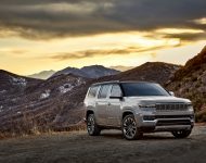 2022 Jeep Grand Wagoneer - Front Three-Quarter Wallpaper 190x150