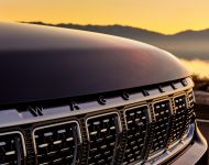 2022 Jeep Grand Wagoneer - Grille Wallpaper 190x150