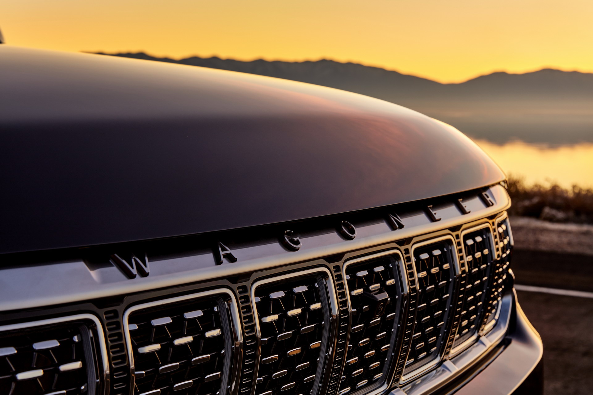 Download 2022 Jeep Grand Wagoneer - Grille HD Wallpaper 1920x1280 #34