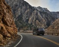 2022 Jeep Grand Wagoneer - Rear Three-Quarter Wallpaper 190x150