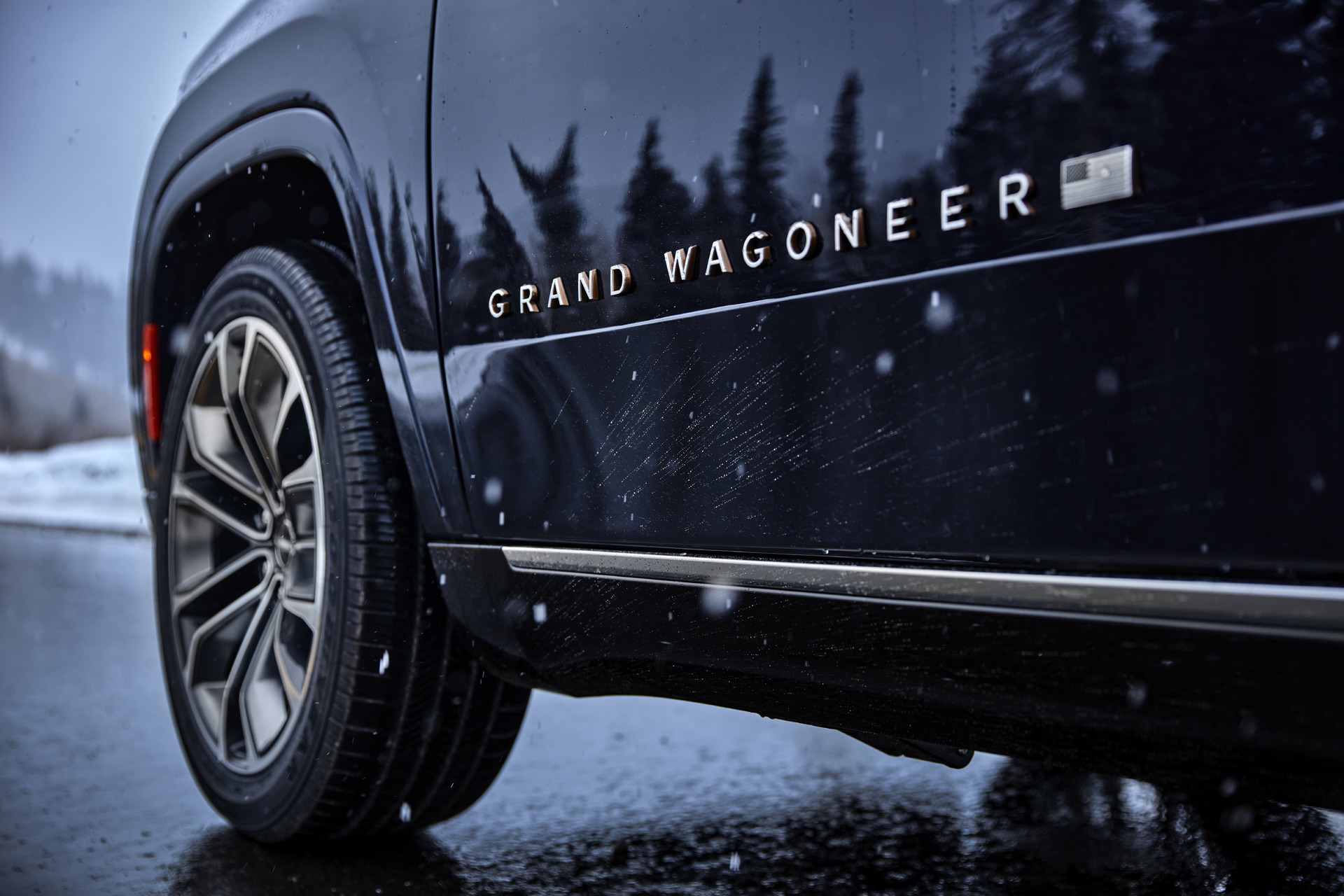 Download 2022 Jeep Grand Wagoneer - Wheel HD Wallpaper 1920x1280 #37