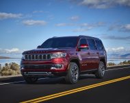 2022 Jeep Wagoneer - Front Three-Quarter Wallpaper 190x150