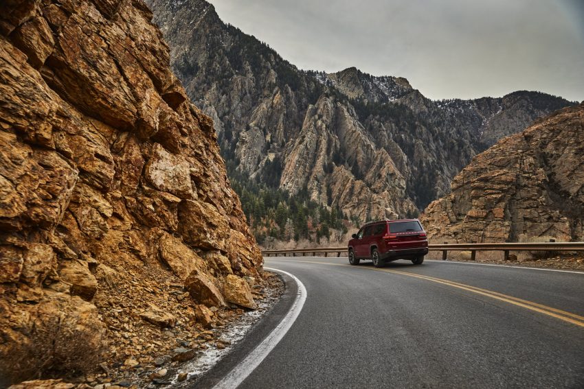 2022 Jeep Wagoneer - Rear Three-Quarter Wallpaper 850x567 #20