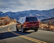 2022 Jeep Wagoneer - Rear Three-Quarter Wallpaper 190x150