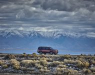 2022 Jeep Wagoneer - Side Wallpaper 190x150