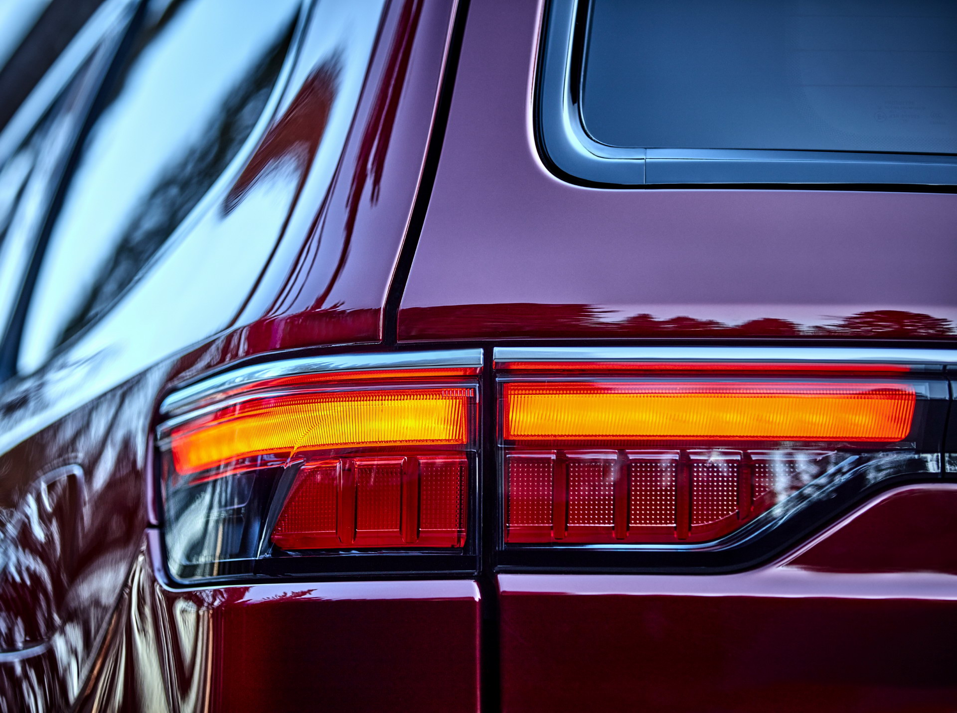 Download 2022 Jeep Wagoneer - Tail Light HD Wallpaper 1920x1432 #44