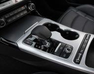 2022 Kia Stinger GT - Central Console Wallpaper 190x150