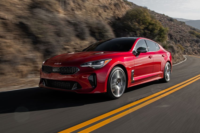2022 Kia Stinger GT - Front Three-Quarter Wallpaper 850x567 #1