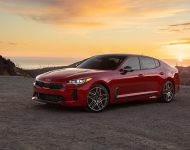 2022 Kia Stinger GT - Front Three-Quarter Wallpaper 190x150
