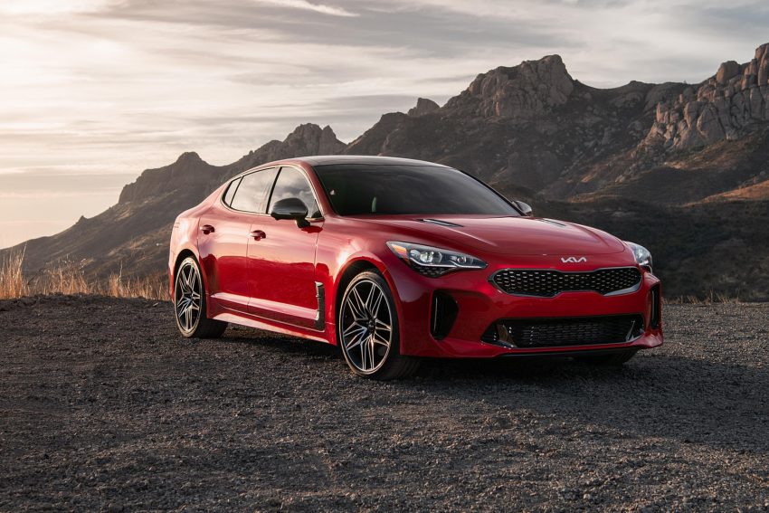 2022 Kia Stinger GT - Front Three-Quarter Wallpaper 850x567 #14