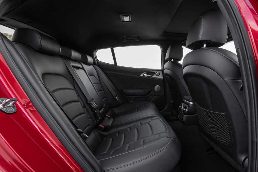 2022 Kia Stinger GT - Interior, Rear Seats Wallpaper 850x567 #36
