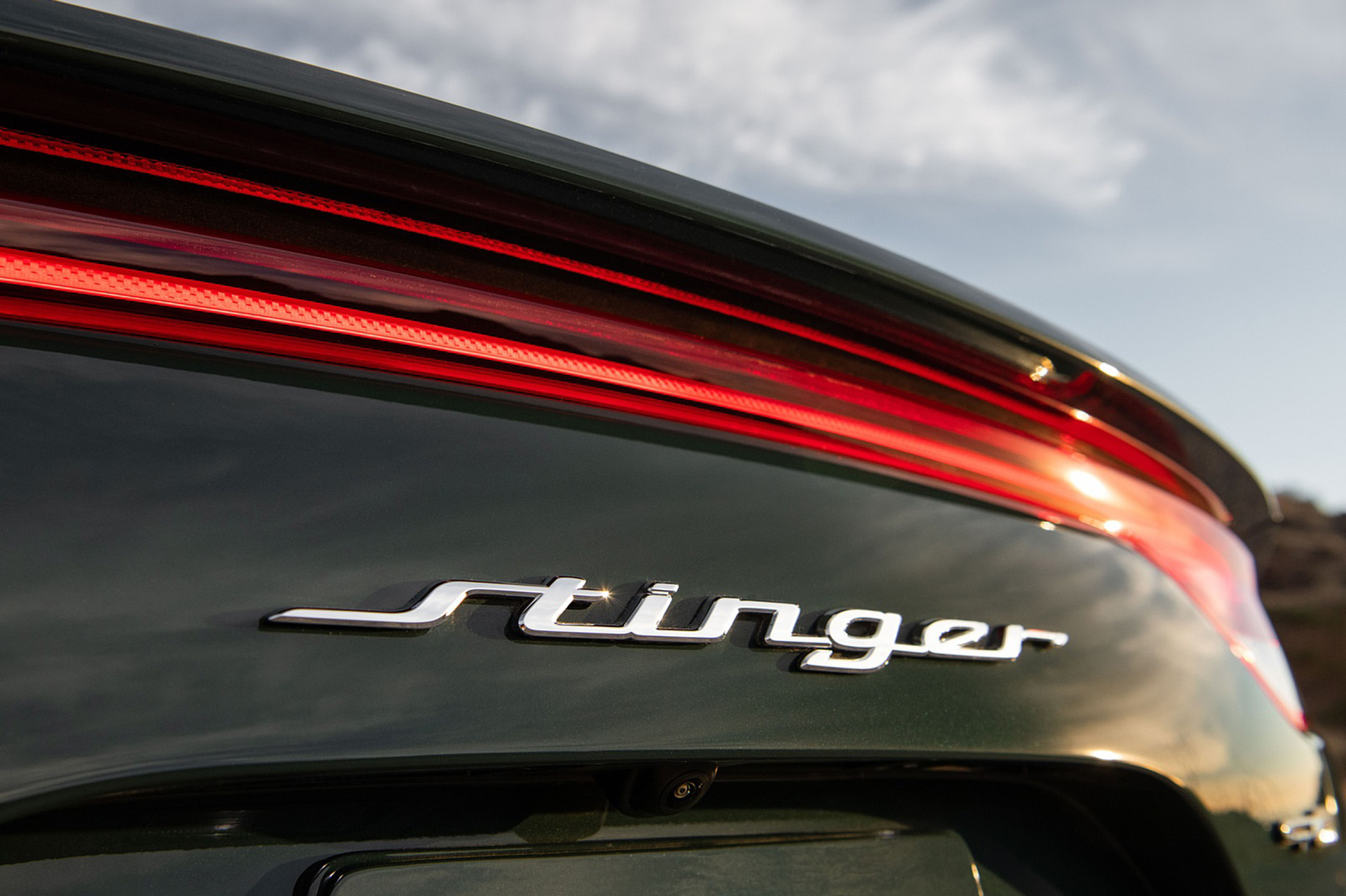 Download 2022 Kia Stinger GT-Line - Badge HD Wallpaper 1920x1279 #19