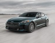 2022 Kia Stinger GT-Line - Front Three-Quarter Wallpaper 190x150
