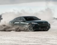 2022 Kia Stinger GT-Line - Front Three-Quarter Wallpaper 190x150