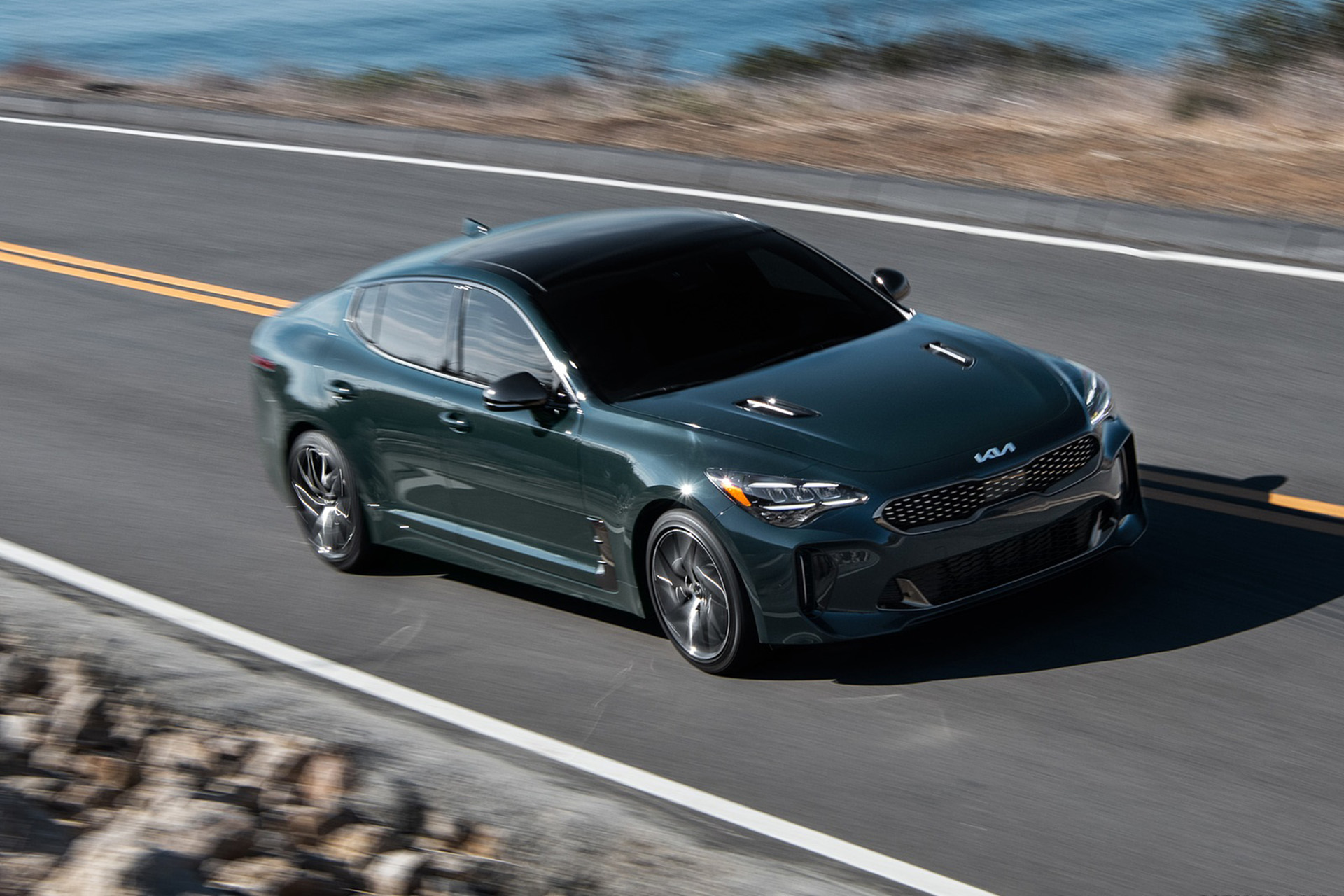 Download 2022 Kia Stinger GT-Line - Front Three-Quarter HD Wallpaper 1920x1280 #5