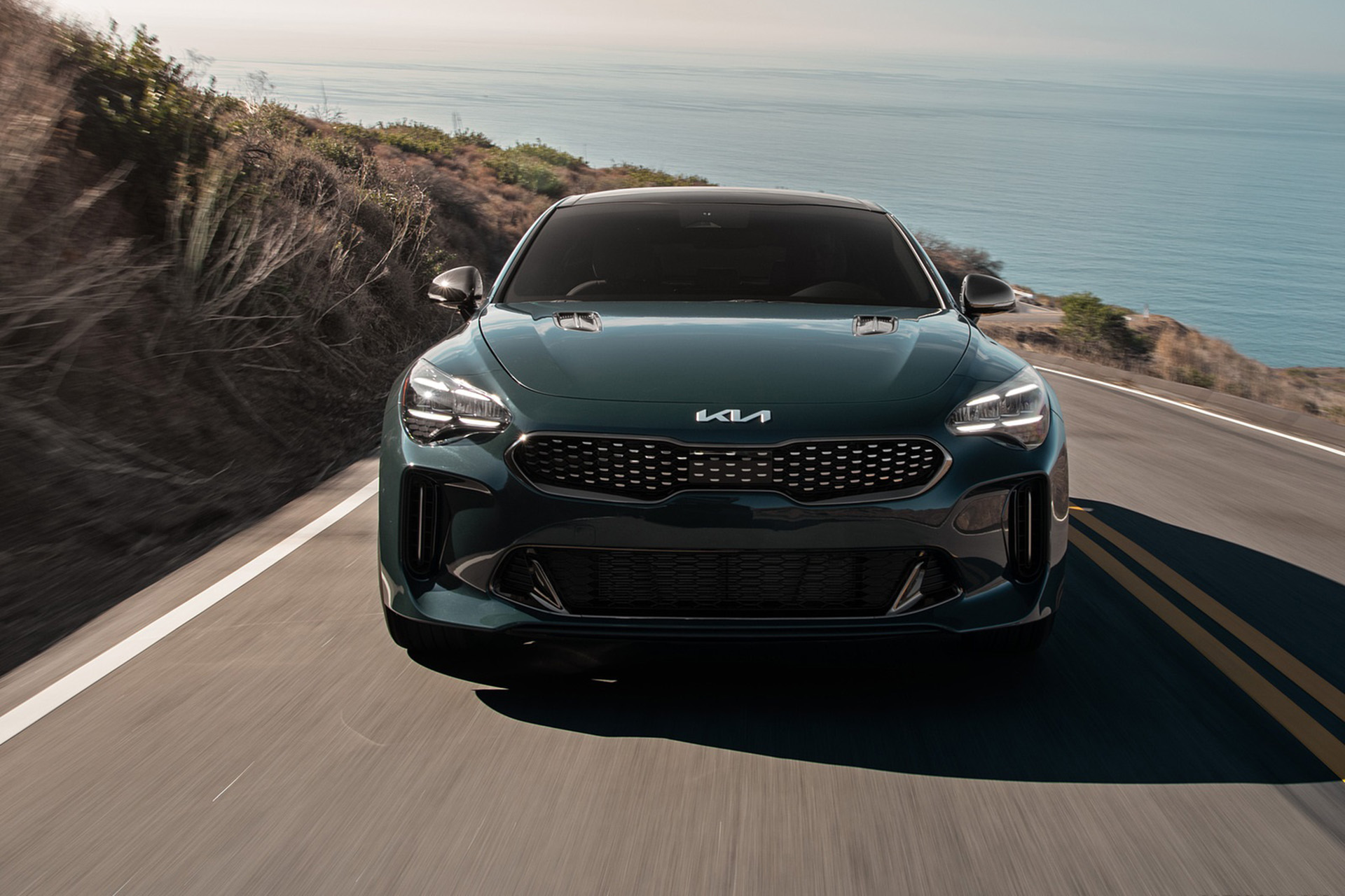 Download 2022 Kia Stinger GT-Line - Front HD Wallpaper 1920x1280 #2