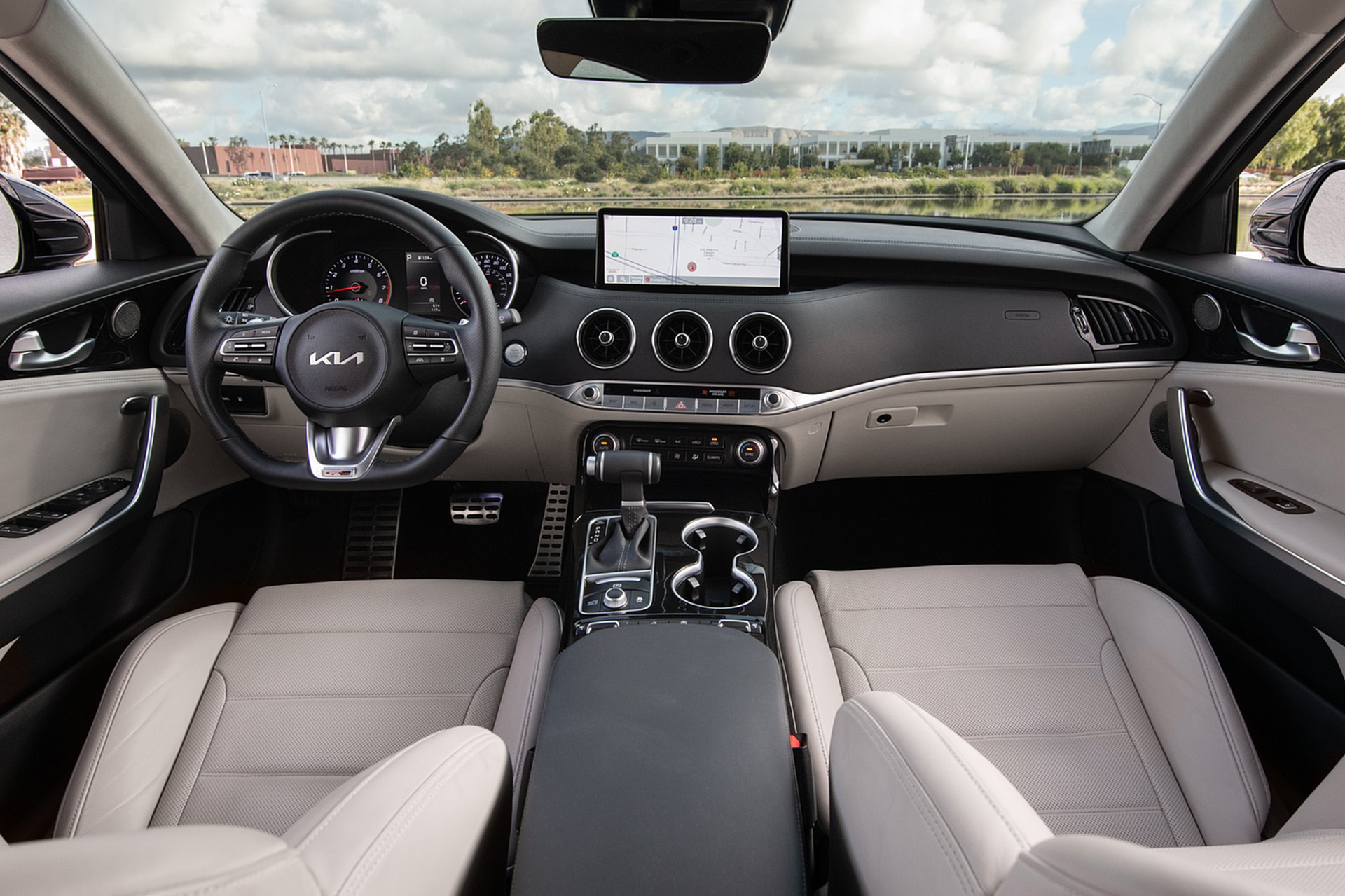 Download 2022 Kia Stinger GT-Line - Interior, Cockpit HD Wallpaper 1920x1279 #27