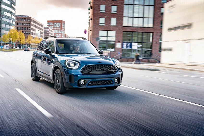 2022 MINI Countryman Boardwalk Edition - Front Three-Quarter Wallpaper 850x567 #4
