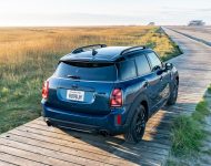 2022 MINI Countryman Boardwalk Edition - Rear Wallpaper 190x150