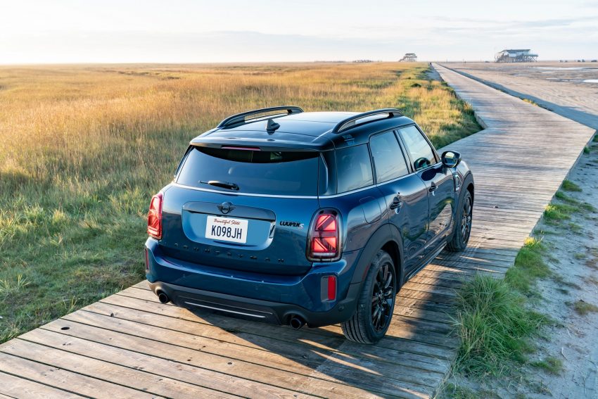 2022 MINI Countryman Boardwalk Edition - Rear Wallpaper 850x567 #16