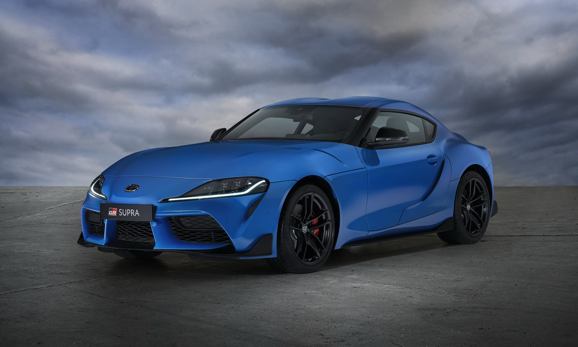 Download 2022 Toyota GR Supra Jarama Racetrack Edition - Front Three-Quarter HD Wallpaper 1920x1152 #4