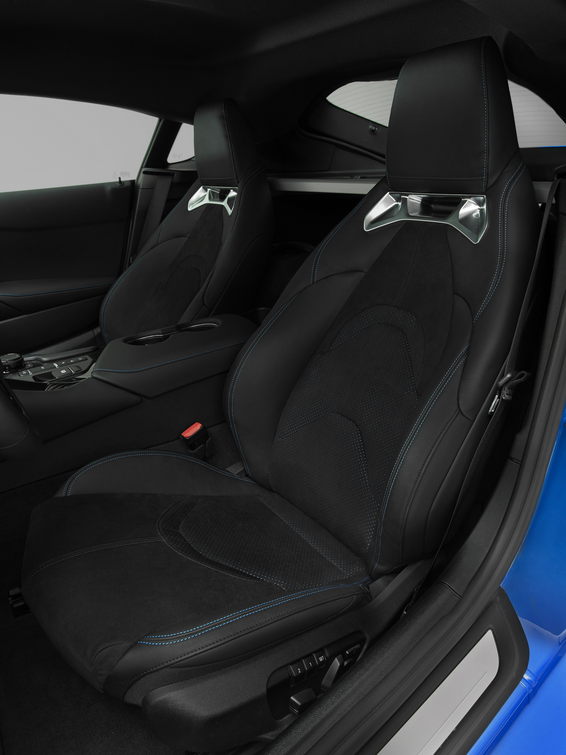 Download 2022 Toyota GR Supra Jarama Racetrack Edition - Interior, Seats HD Phone Wallpaper 1920x2560 #12