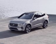 2022 Volvo XC60 - Front Three-Quarter Wallpaper 190x150