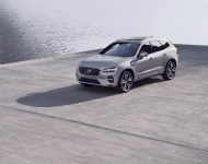 2022 Volvo XC60 - Front Three-Quarter Wallpaper 190x150