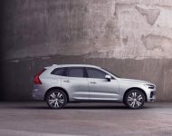 2022 Volvo XC60 - Side Wallpaper 190x150