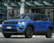 2020 Jeep Compass S 4xe - Front Three-Quarter Wallpaper 190x150