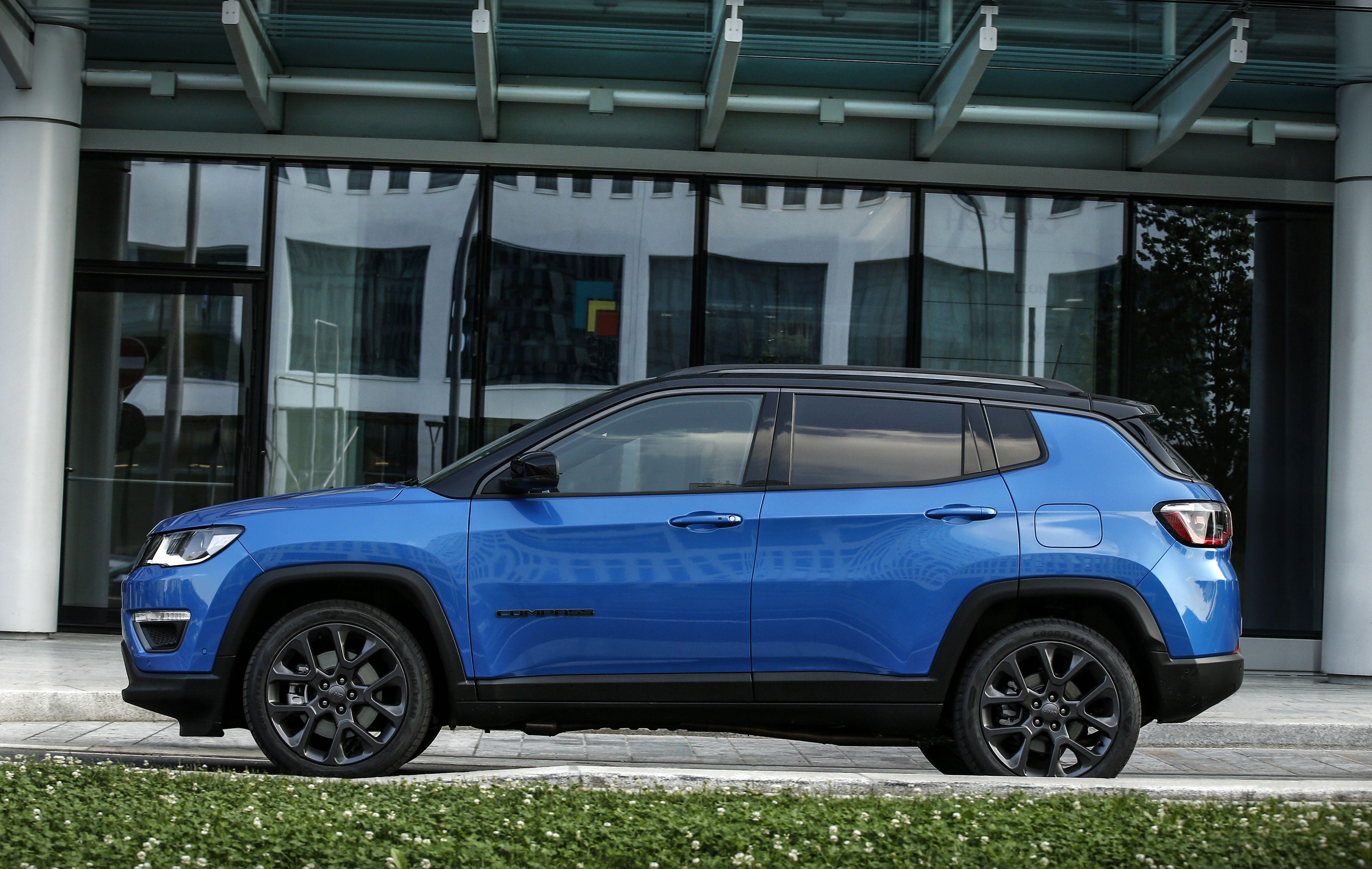 Download 2020 Jeep Compass S 4xe - Side HD Wallpaper 5059x3205 #2