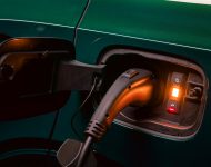 2021 Bentley Mulliner Bentayga Hybrid - Charging Wallpaper 190x150