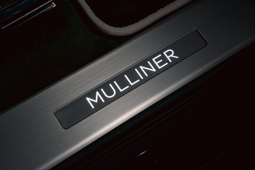 2021 Bentley Mulliner Bentayga Hybrid - Door Sill Wallpaper 850x567 #6