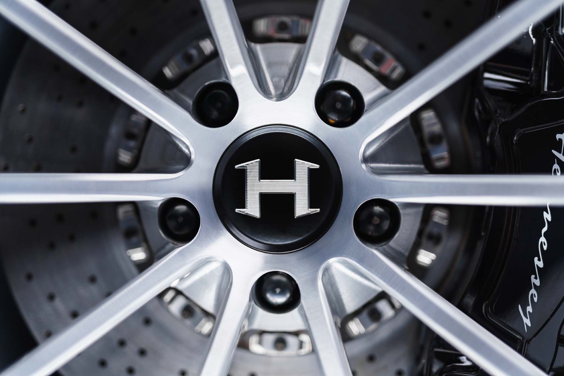 Download 2021 Hennessey Venom F5 - Brakes HD Wallpaper 1919x1280 #28