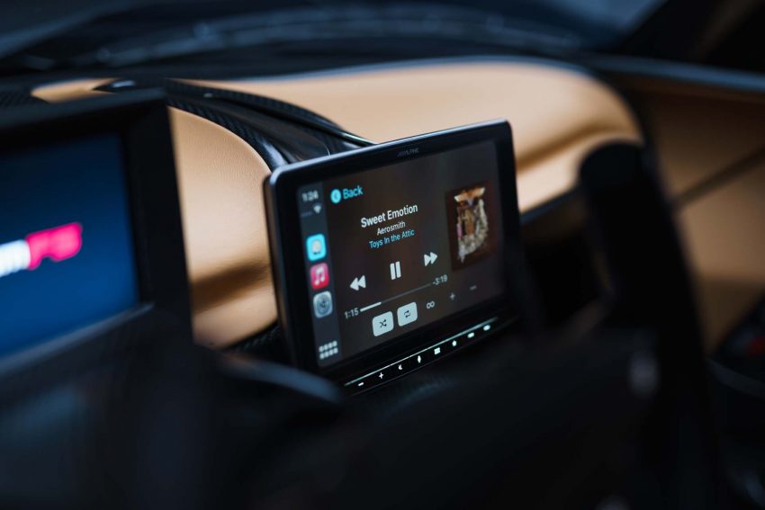 2021 Hennessey Venom F5 - Central Console Wallpaper 850x567 #44