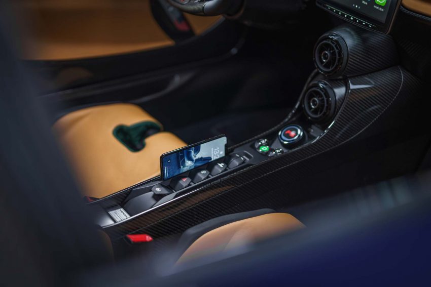 2021 Hennessey Venom F5 - Central Console Wallpaper 850x567 #61