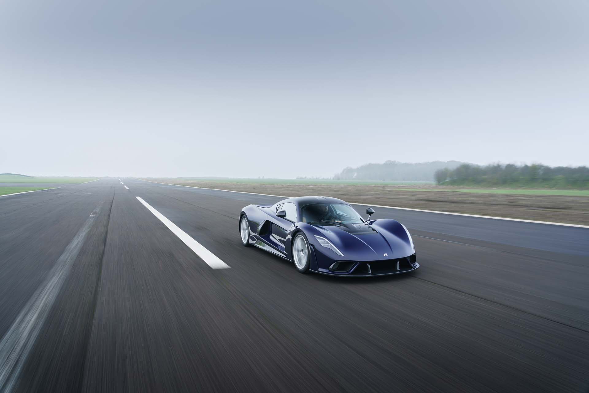 Download 2021 Hennessey Venom F5 - Front Three-Quarter HD Wallpaper 1920x1280 #7