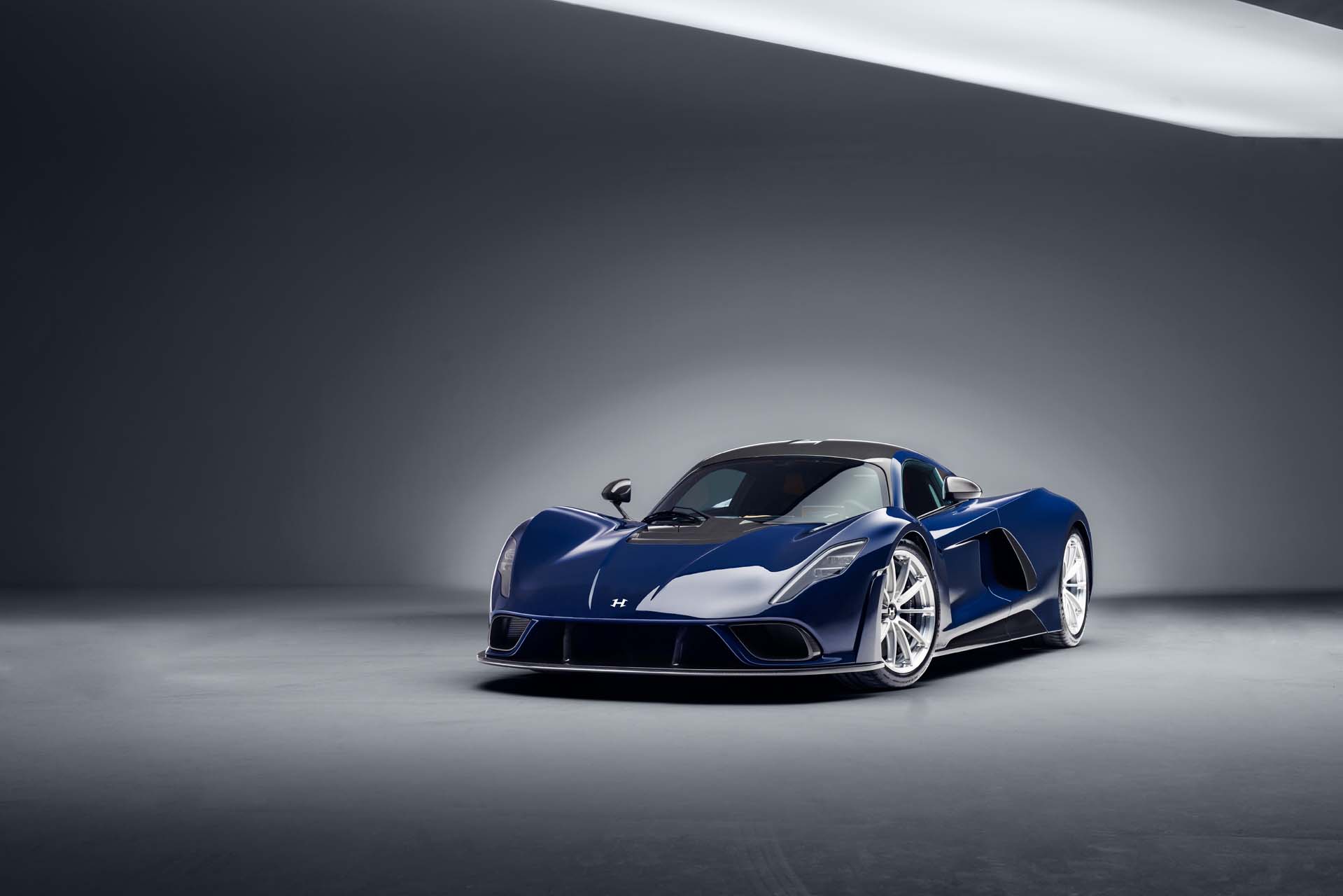 Download 2021 Hennessey Venom F5 - Front Three-Quarter HD Wallpaper 1919x1280 #71