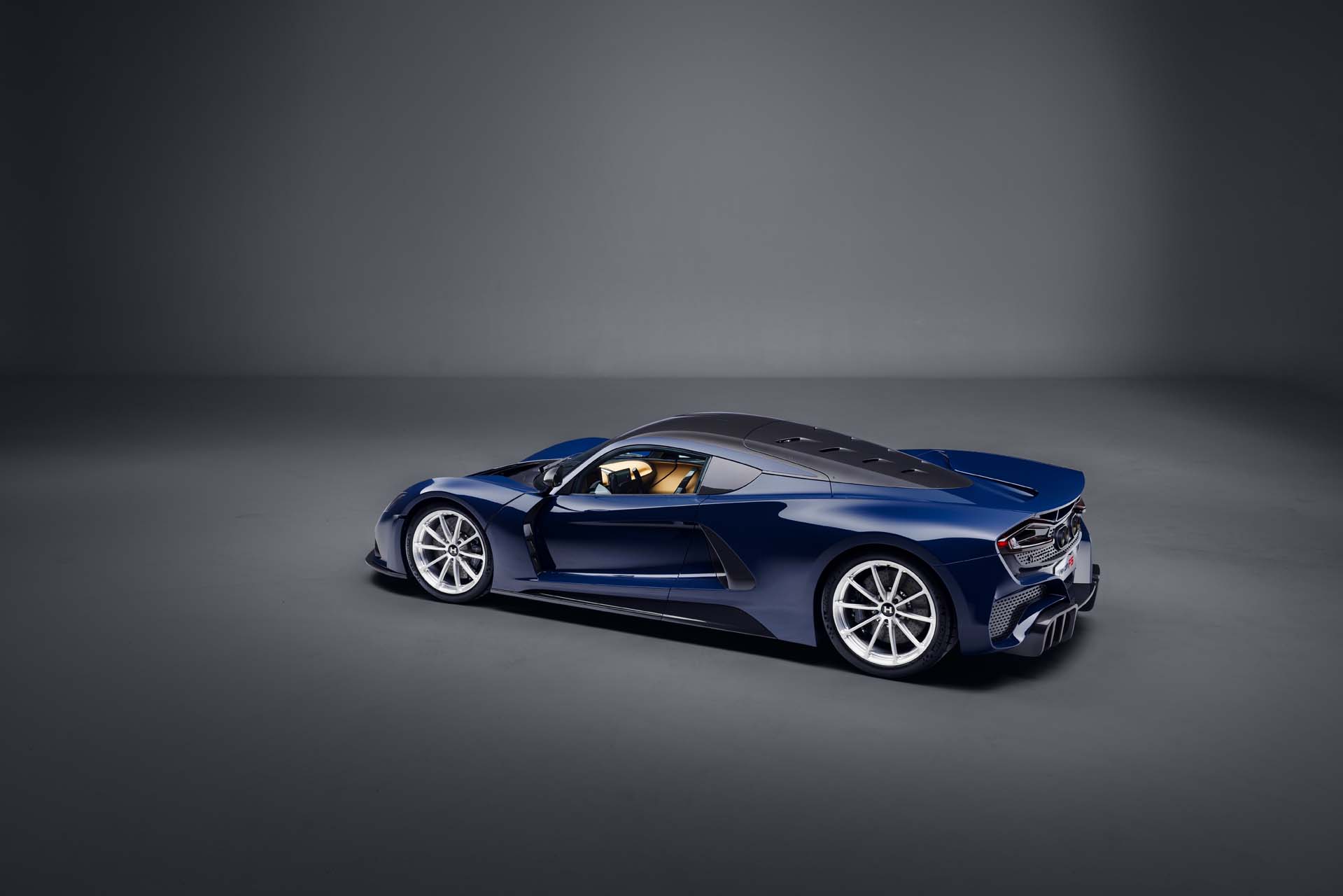 Download 2021 Hennessey Venom F5 - Rear Three-Quarter HD Wallpaper 1919x1280 #74