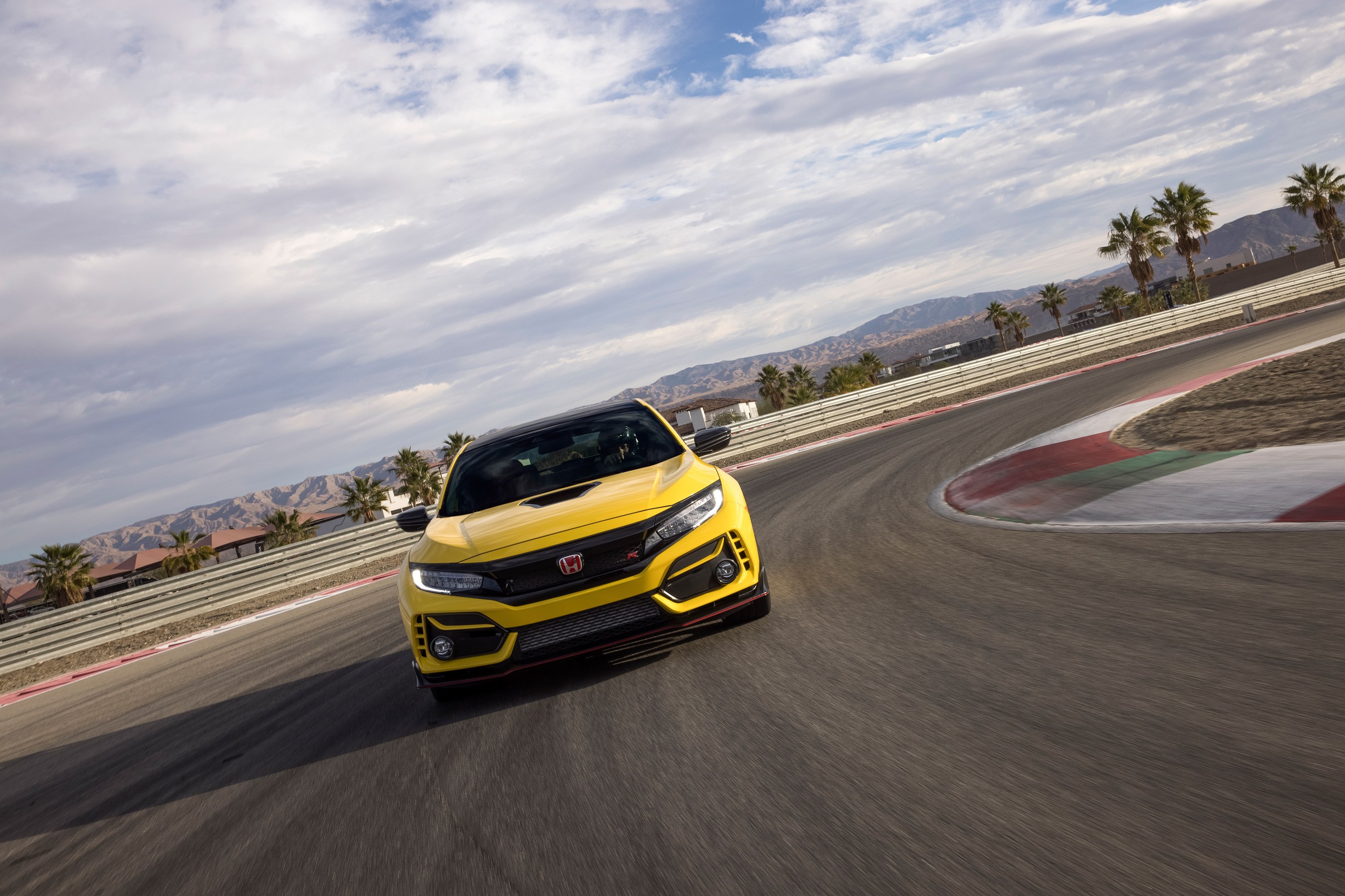 Download 2021 Honda Civic Type R Limited Edition - Front HD Wallpaper 2560x1706 #4