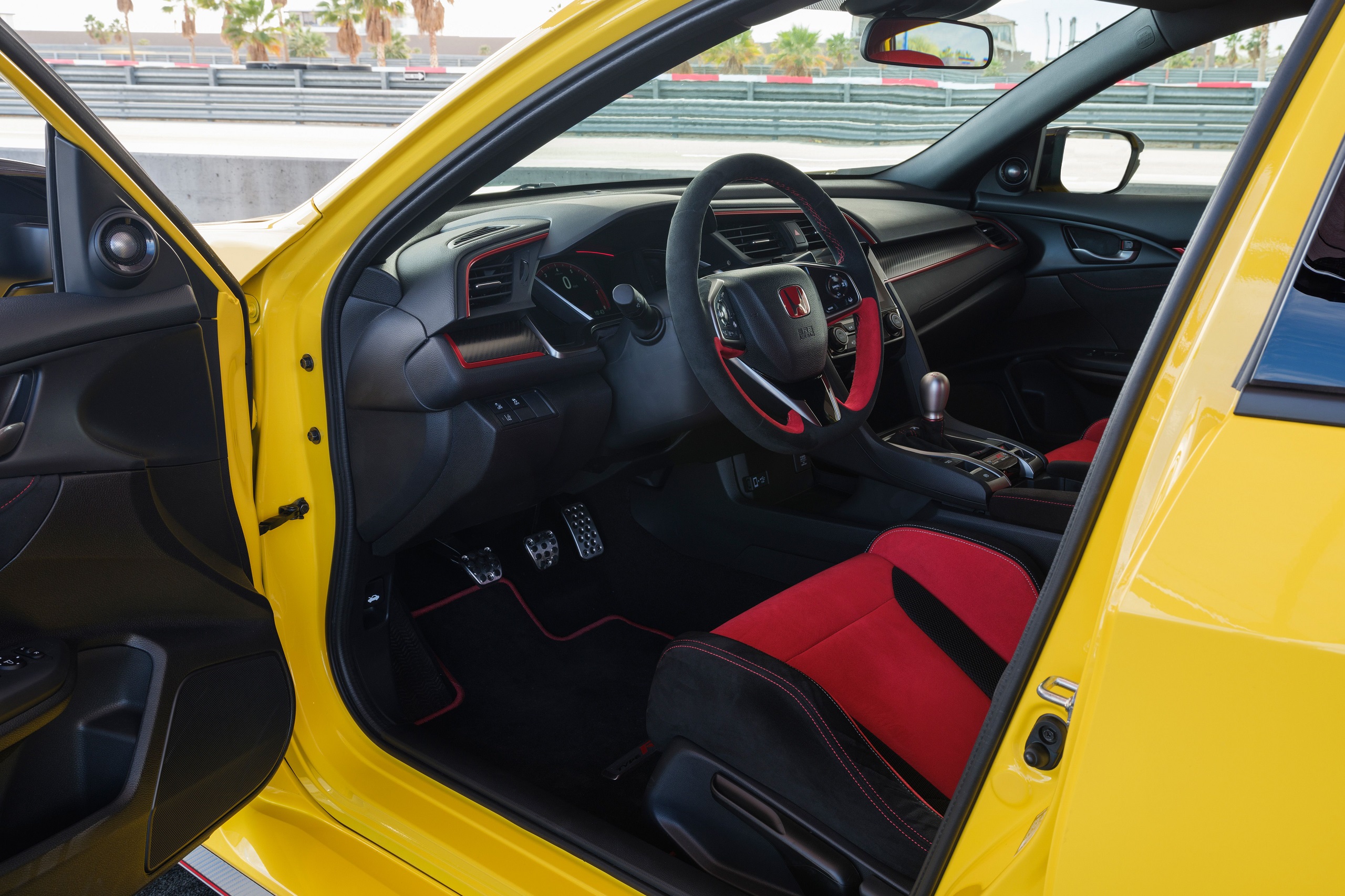 Download 2021 Honda Civic Type R Limited Edition - Interior HD Wallpaper 2560x1706 #28