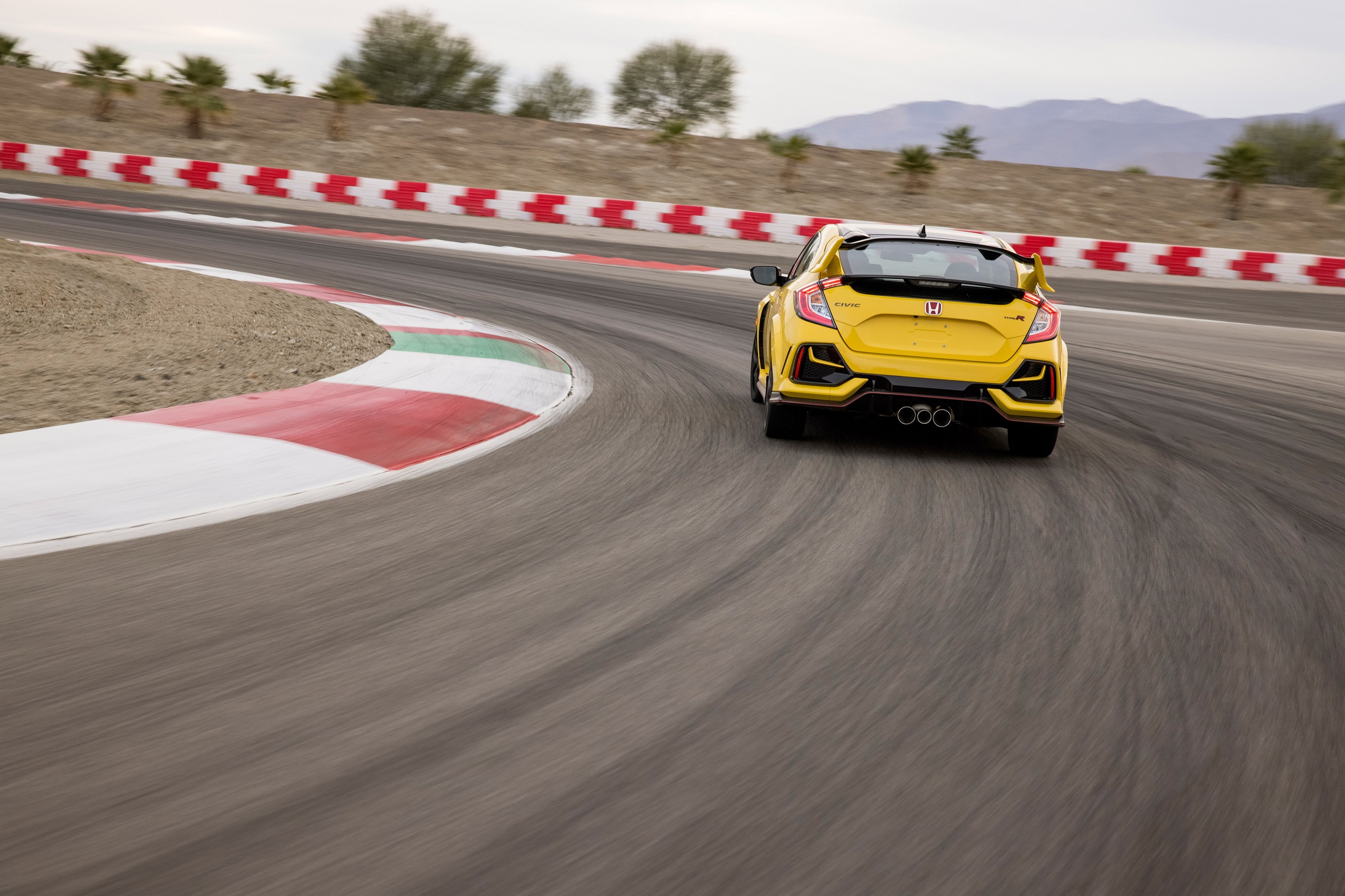 Download 2021 Honda Civic Type R Limited Edition - Rear HD Wallpaper 2560x1706 #5