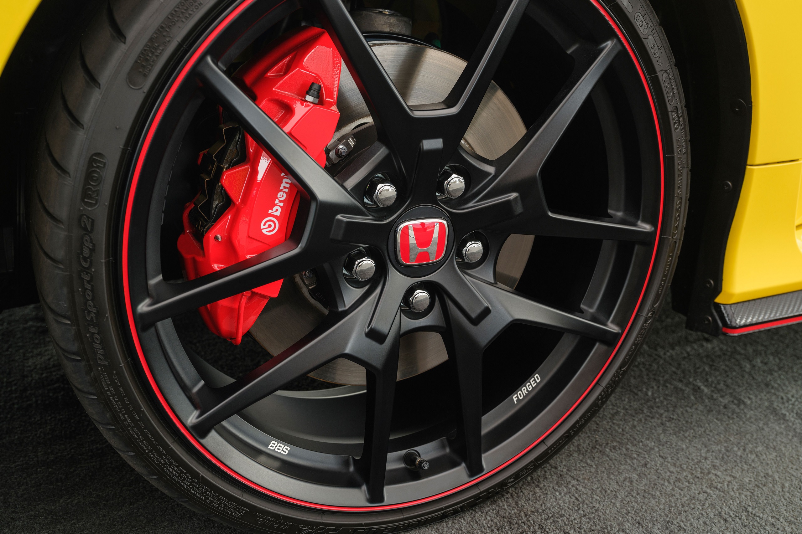 Download 2021 Honda Civic Type R Limited Edition - Wheel HD Wallpaper 2560x1706 #26