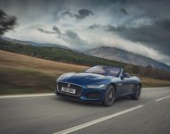 2021 Jaguar F-Type P300 Convertible - Front Three-Quarter Wallpaper 190x150